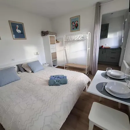 Appartamento Bienvenue Chez Nous ! Privé, Parking, Calme